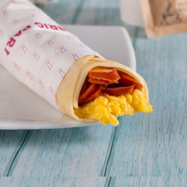 BURRITO HUEVO, QUESO Y HOT DOG FRANKFURTER